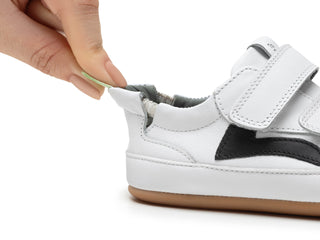 Landy - White / Black | Tip Toey Joey | Calzado respetuoso